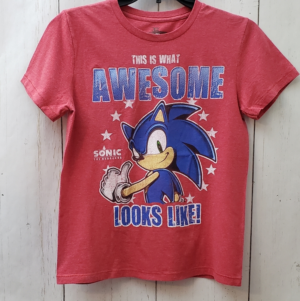 Sonic The Hedgehog Awesome Tshirt  (M)